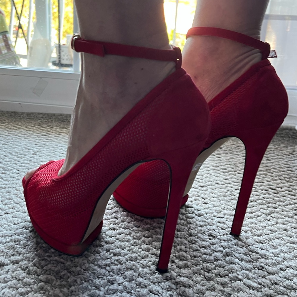 Red mesh heels - Picture 6 of 16